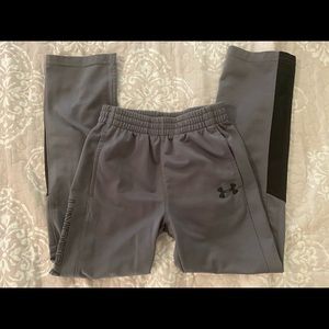 Under Armour boys Athletic Pants Size 7